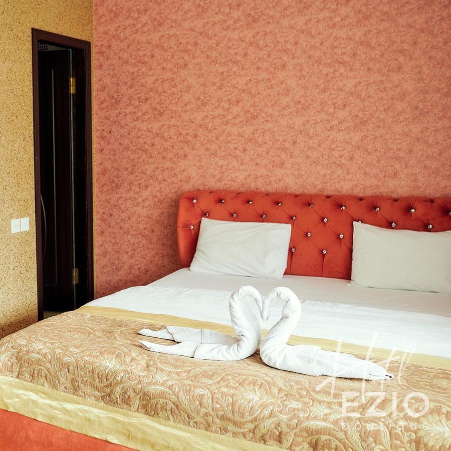 Santorini Hotel Codru Bagian luar foto